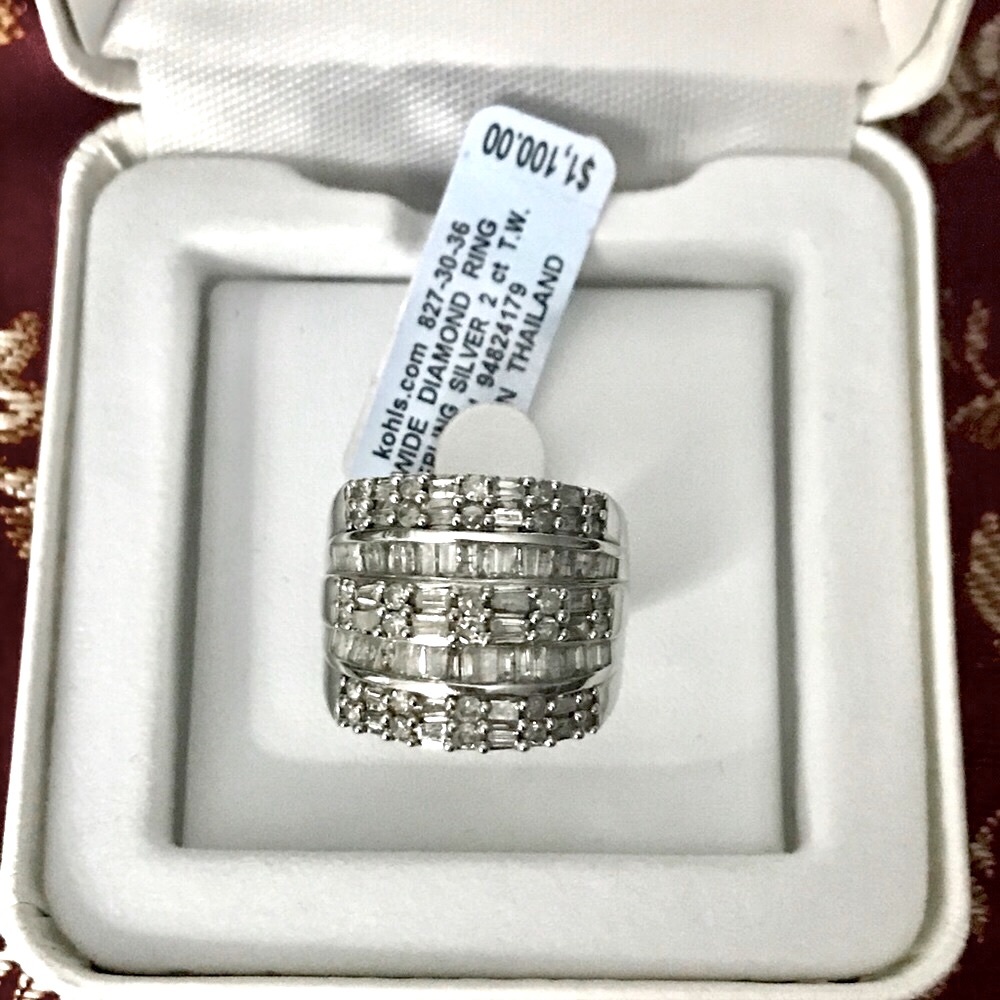 WIDE DIAMOND RING - Picture 2 of 4